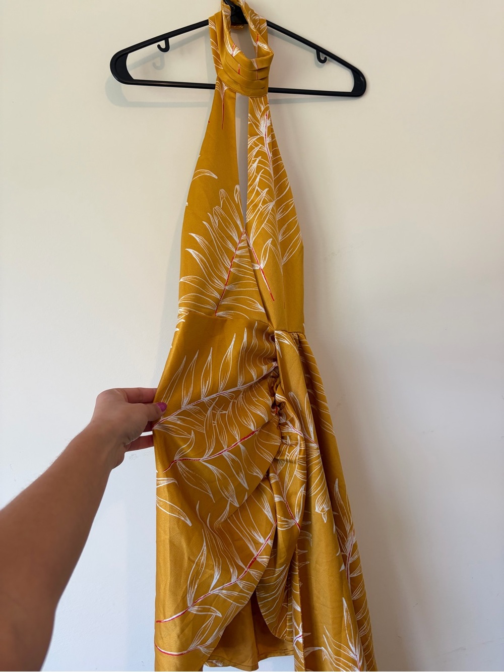 Camila Coelho Antonia Mini Dress in Gold Tropical - Picture 6 of 12